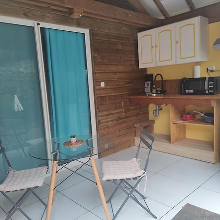 Отель Gwada Fun Habitation Сен-Клод Экстерьер фото